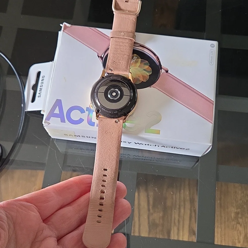 Samsung Galaxy Smart Watch Active 2 - Rose Gold In The Original Box
